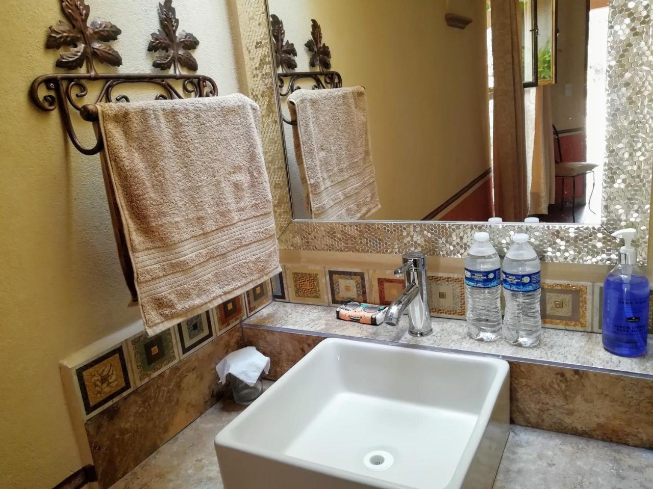 Hotel Posada Maria Bonita Bernal Eksteriør billede