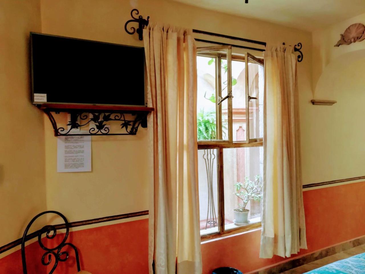 Hotel Posada Maria Bonita Bernal Eksteriør billede